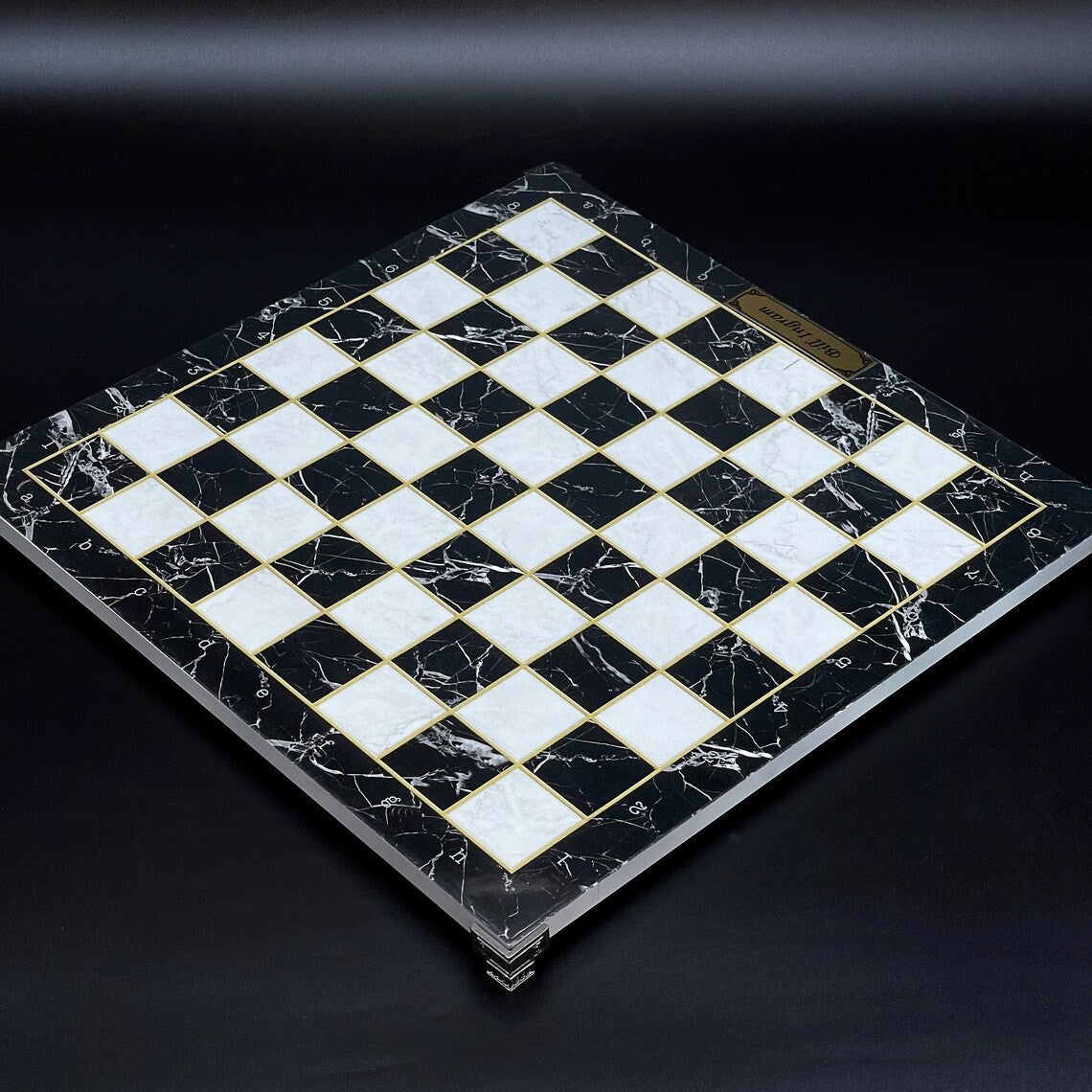 Scacchiera Vallurion - Il Duello dei Regni